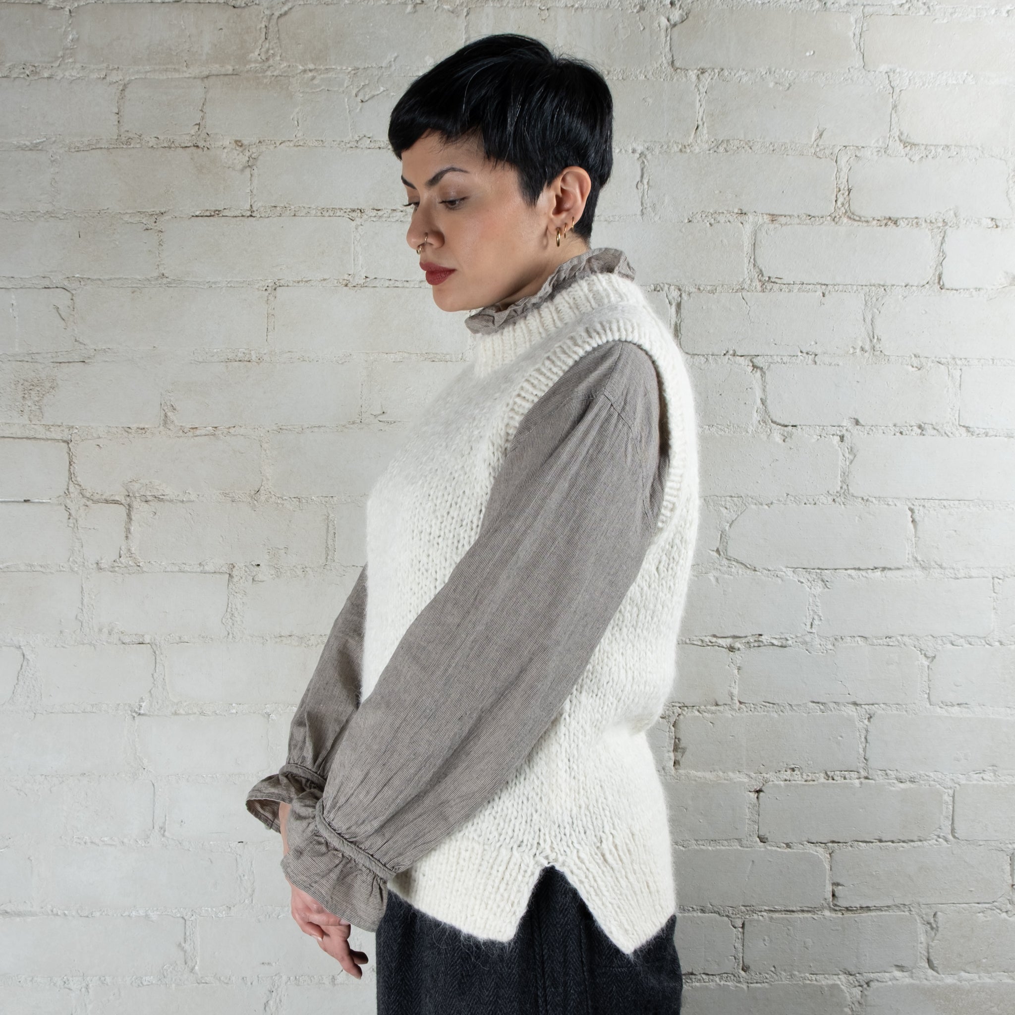 Ichi Antiquités Peruvian Hand Knitted Wool Vest