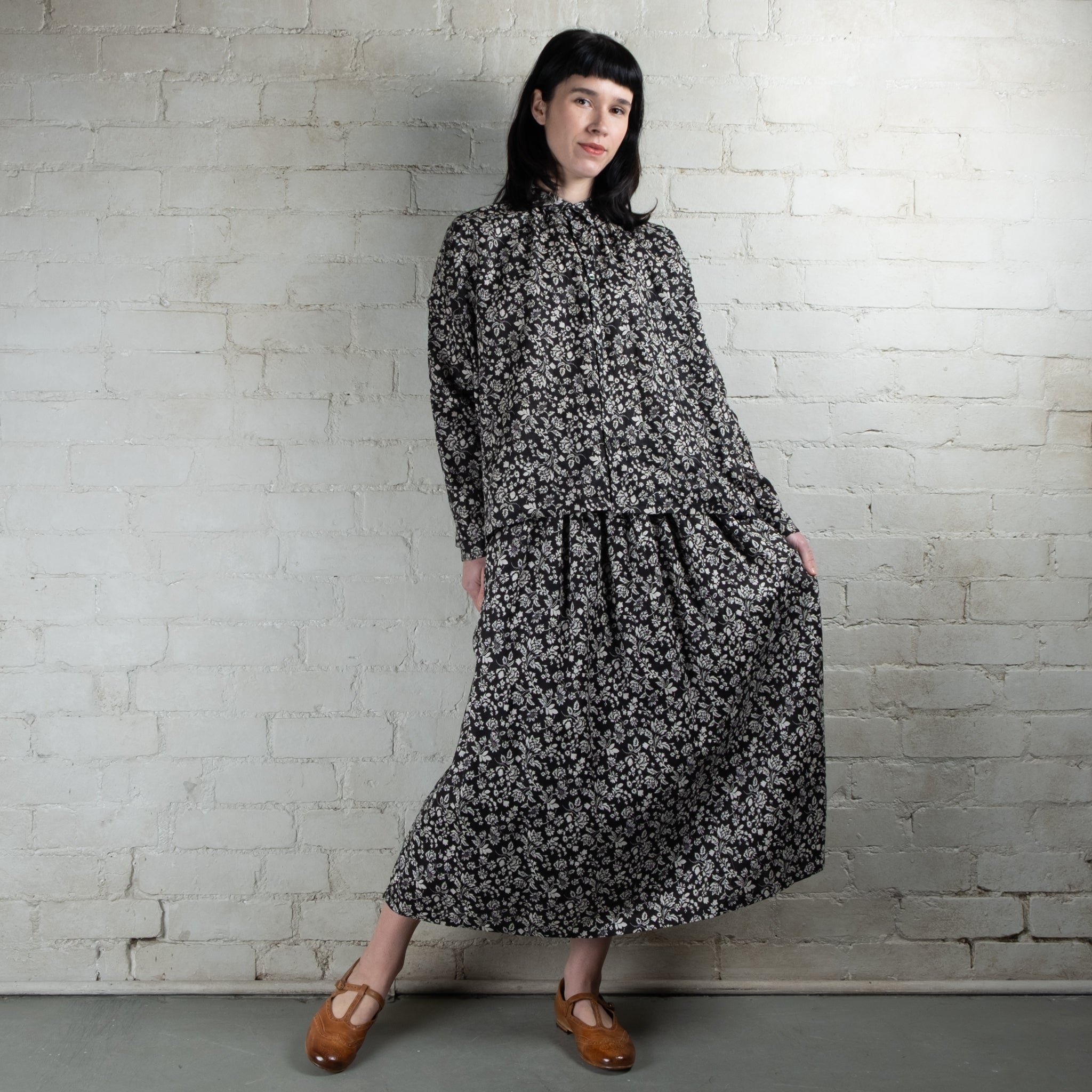 Ichi Antiquités Black Floral Print Linen Skirt