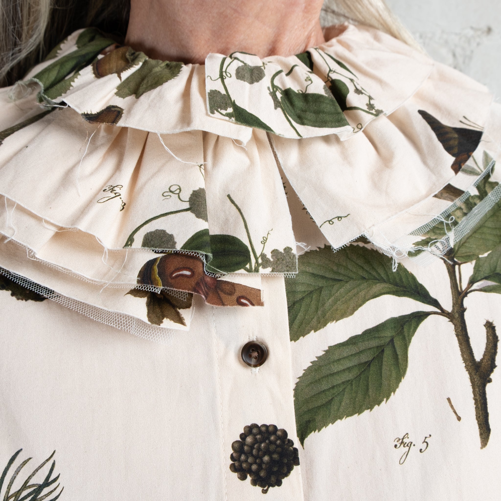 Aleksandr Manamaïs Automne Vert Ruffle Collar Shirt