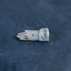 Hand Brooch By Arii Momoyo Pottery