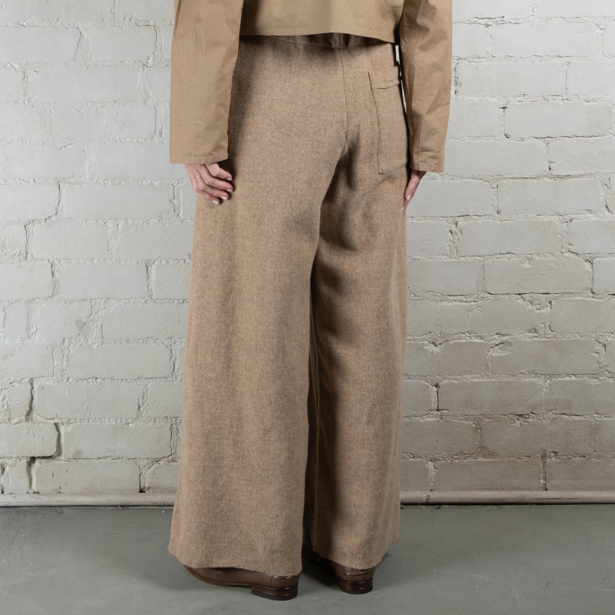 Elsa Esturgie Magie Camel Woollen Pants