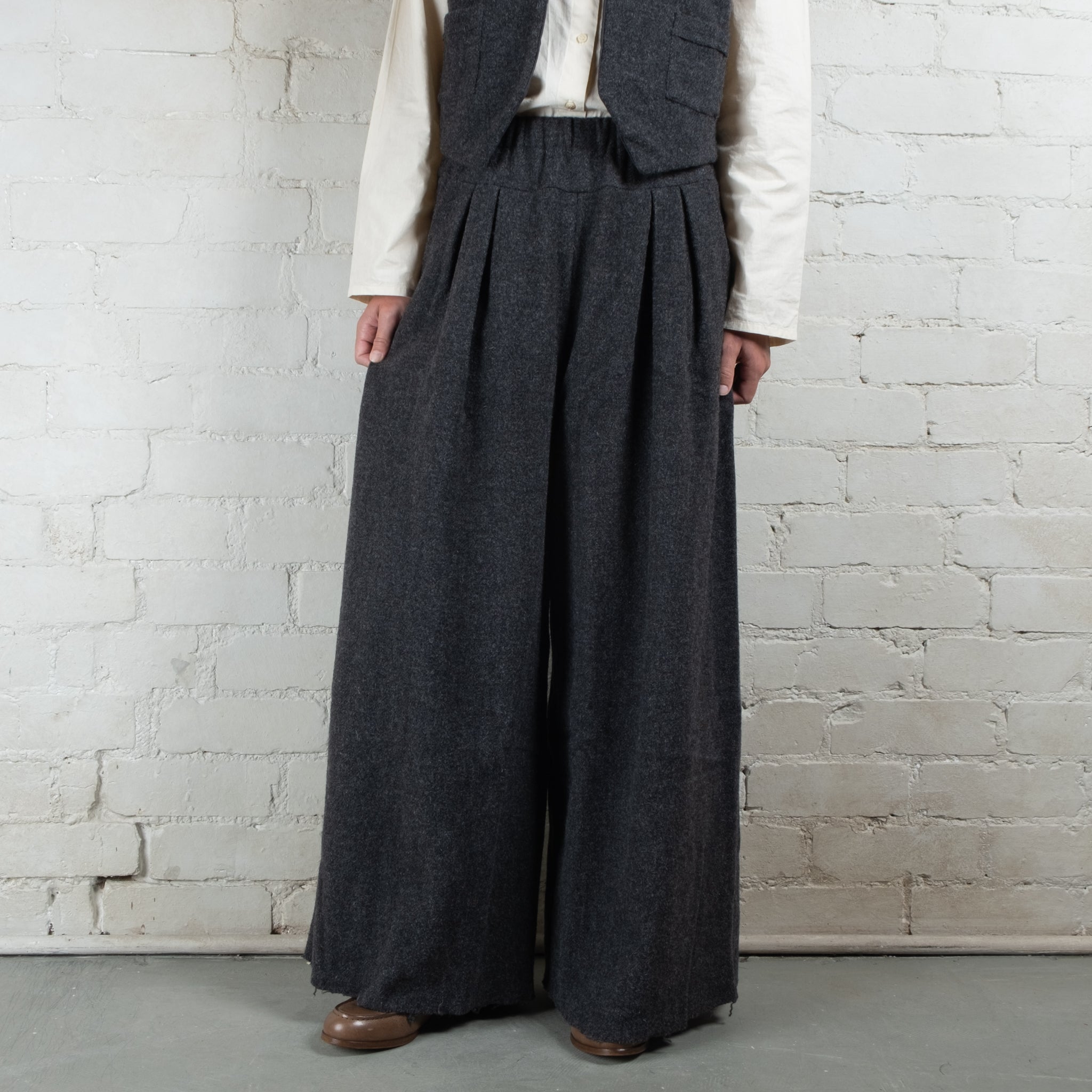 Elsa Esturgie Magie Carbon Woollen Pants