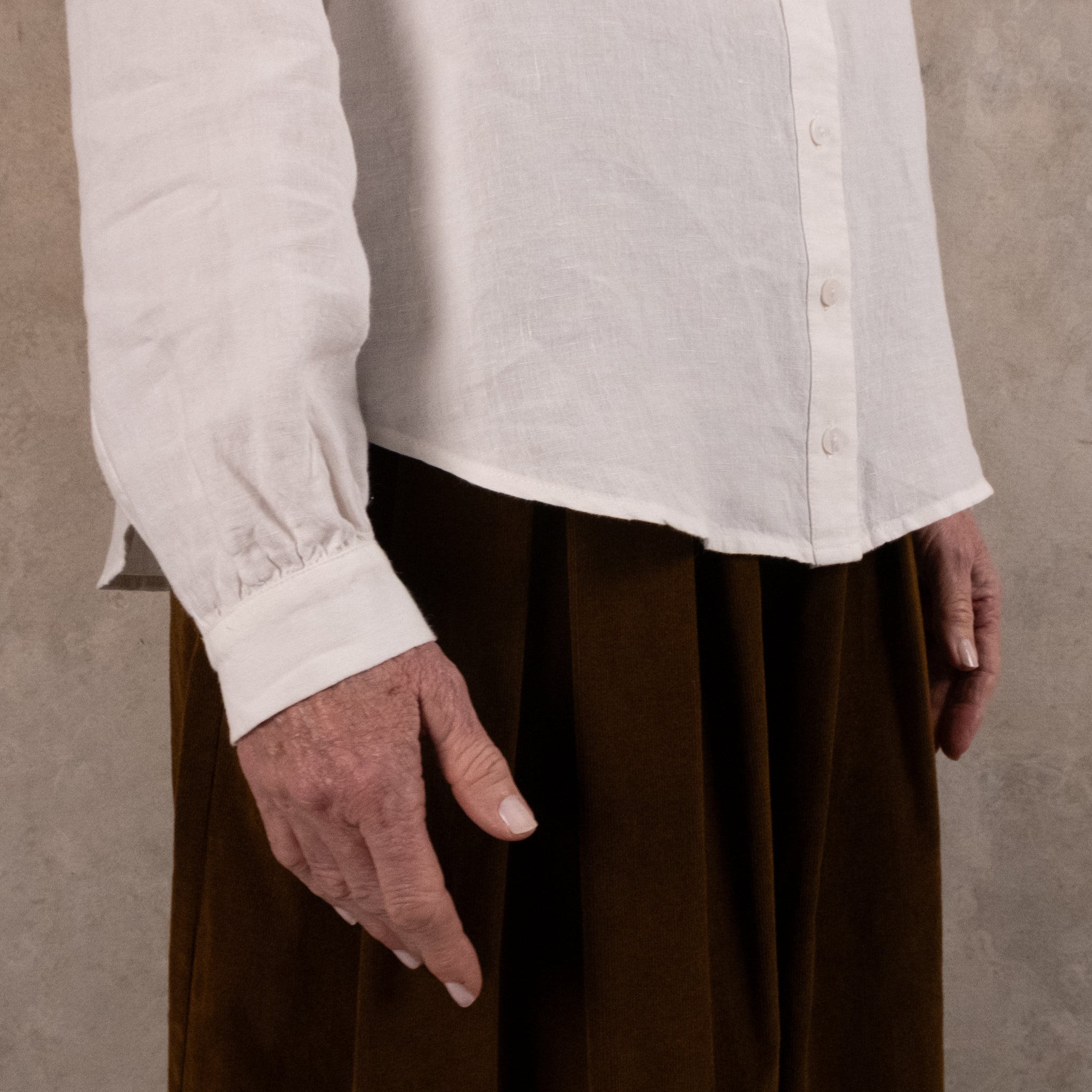 Manteau Noir Septime White Linen Shirt