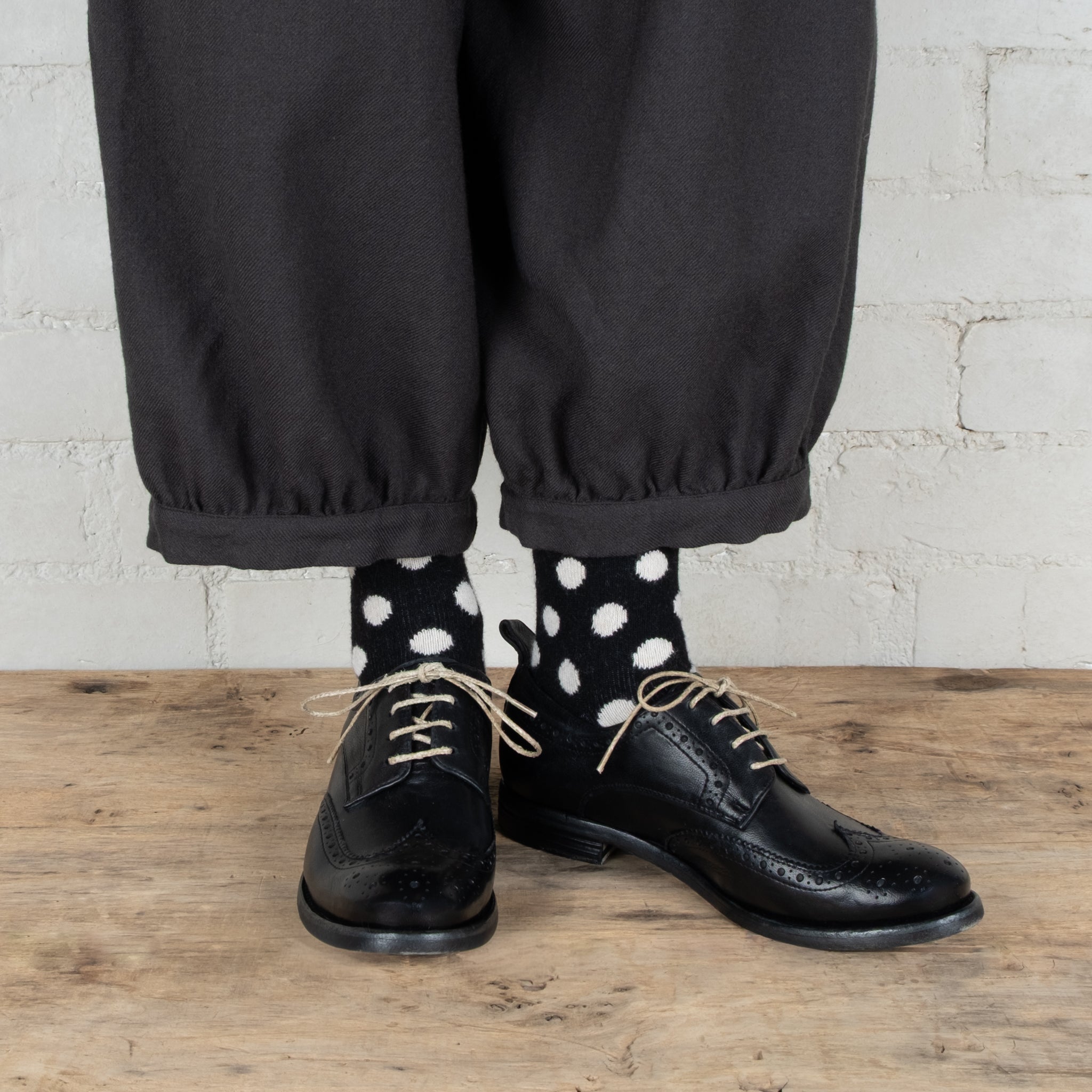 Victoria Varrasso Gaspard Lace-up Nero Leather Brogues