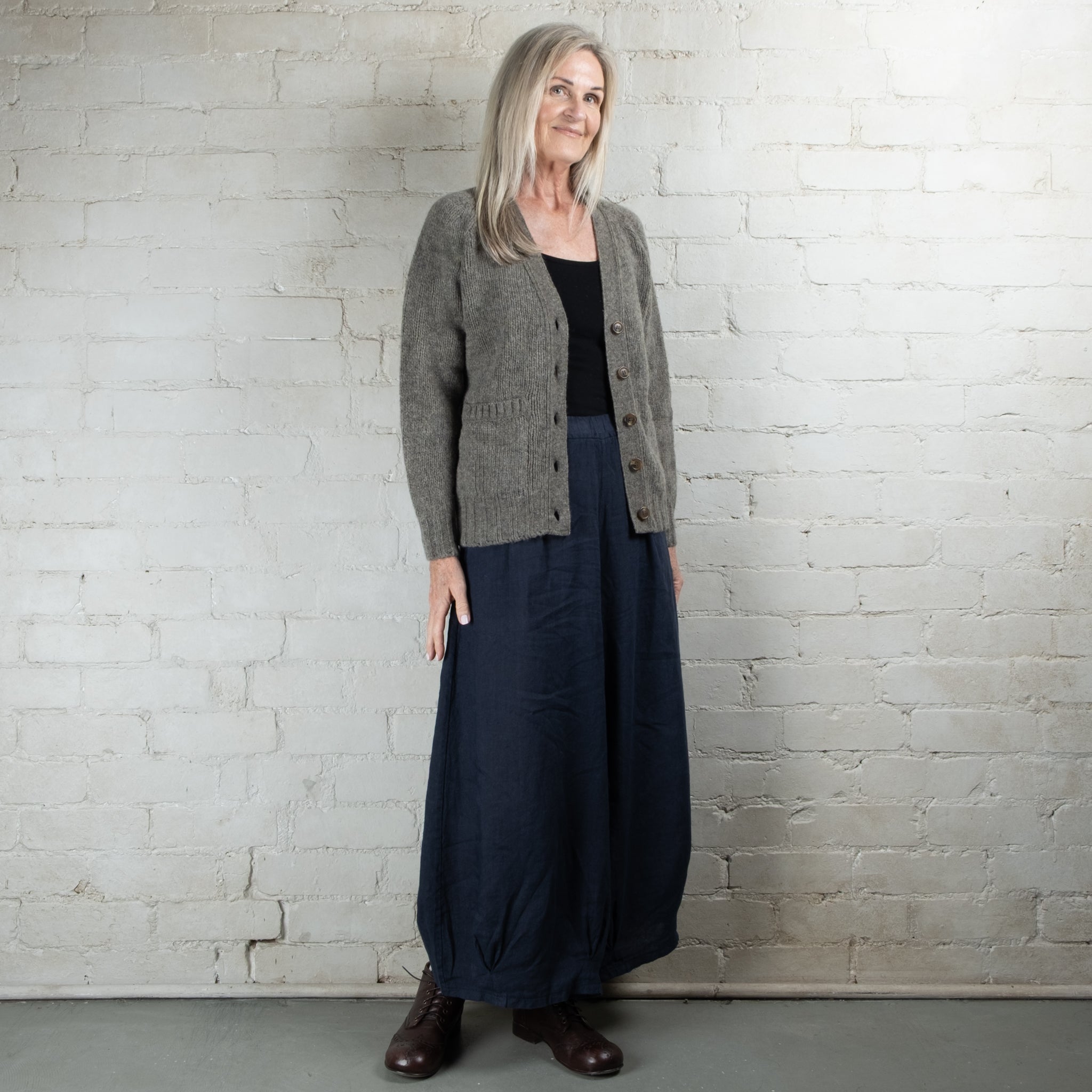 Harley of Scotland Fossil Chunky Knit Wool Cardigan With Pockets