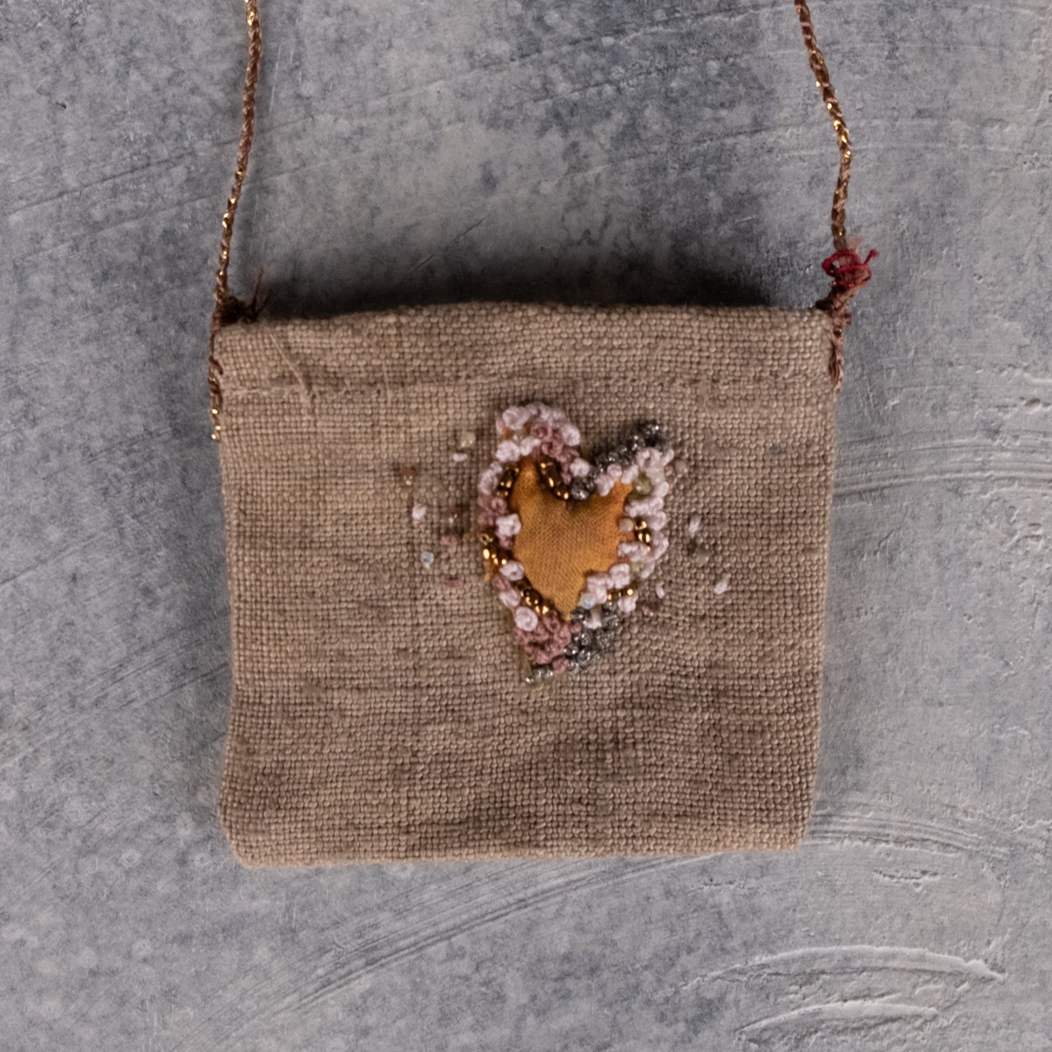 Antomoon Hand Embroidered Pouch Necklace