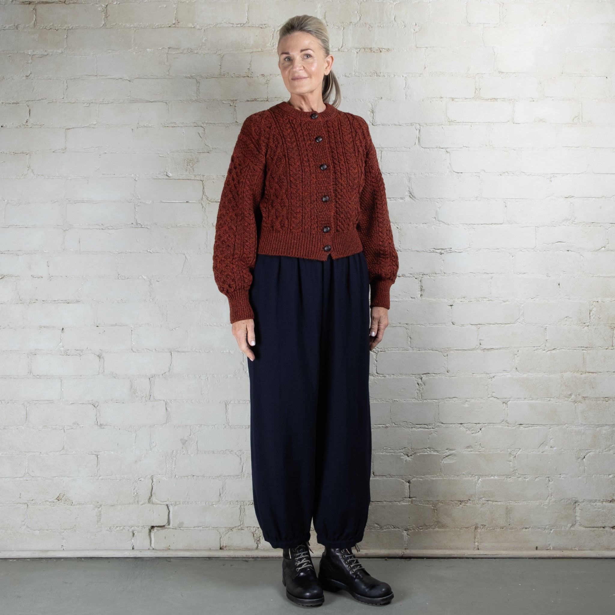 Aran Merino Sable Marl Clover Cropped Cardigan