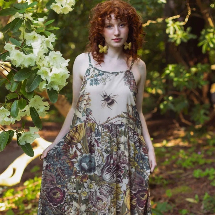 Market of Stars Love Grows Wild Bohéme Long Floral & Bees Maxi Slip Dress