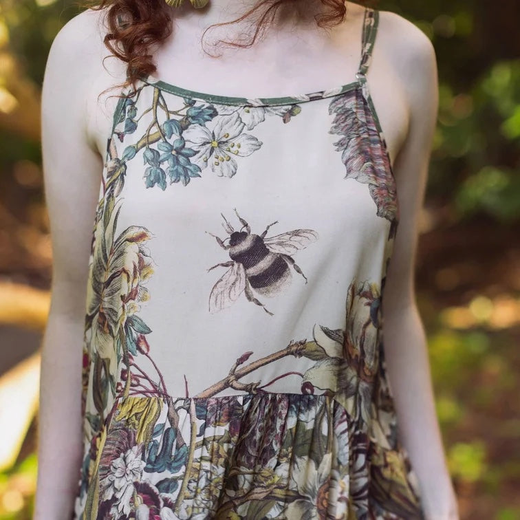 Market of Stars Love Grows Wild Bohéme Long Floral & Bees Maxi Slip Dress