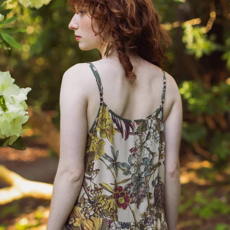 Market of Stars Love Grows Wild Bohéme Long Floral & Bees Maxi Slip Dress