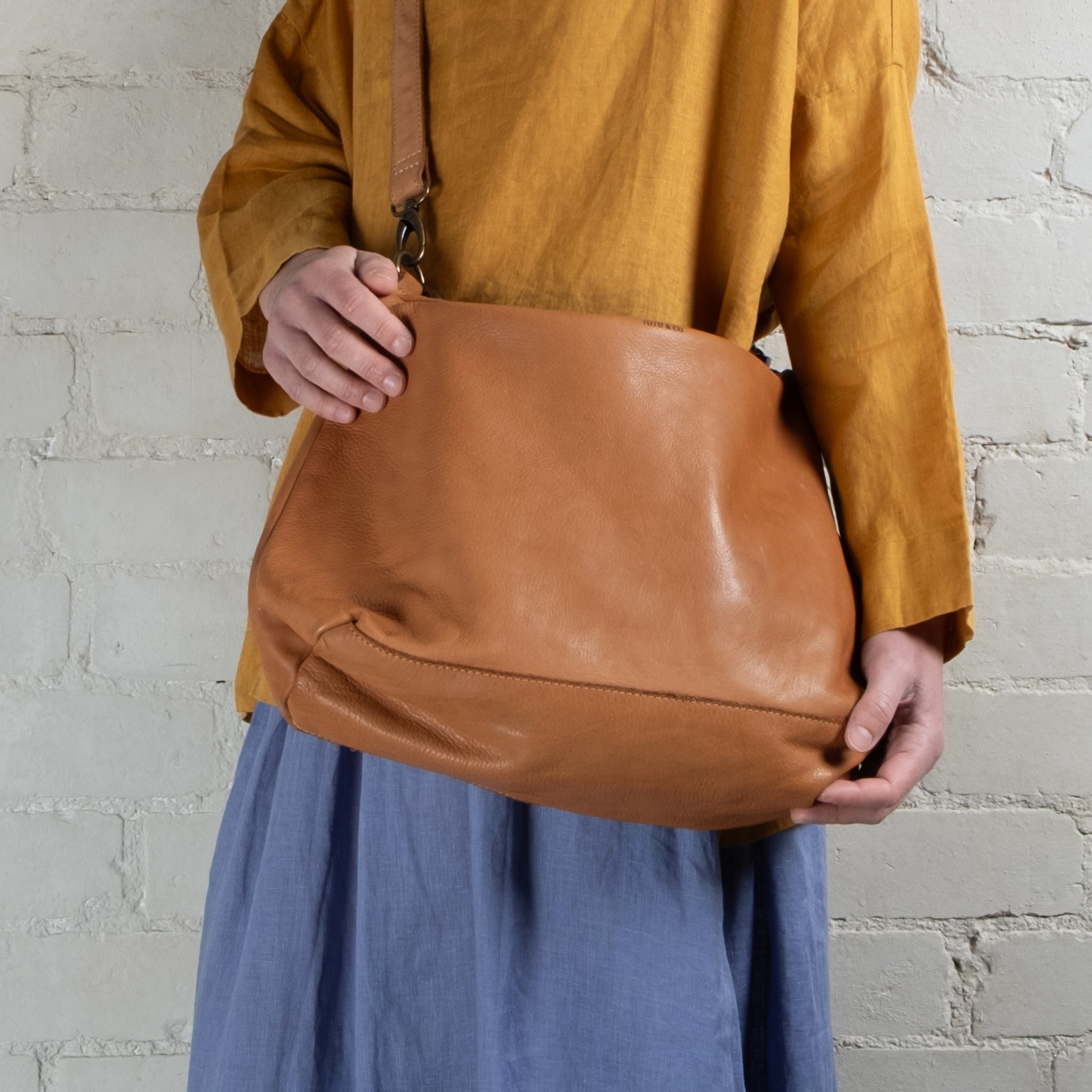 Juju & Co Signature Slouchy Leather Bag