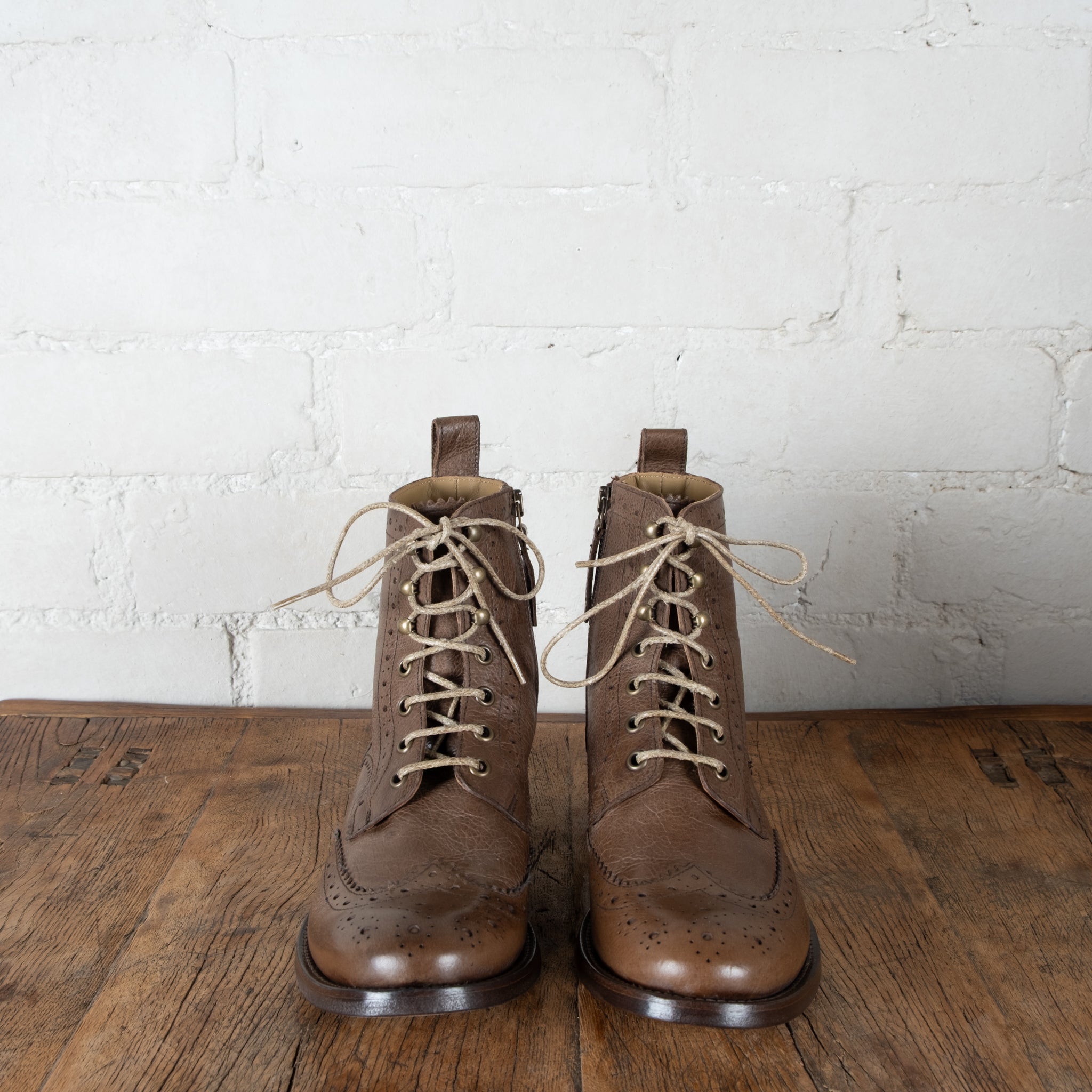 Victoria Varrasso Mouse Brown Harper Brogue Boots