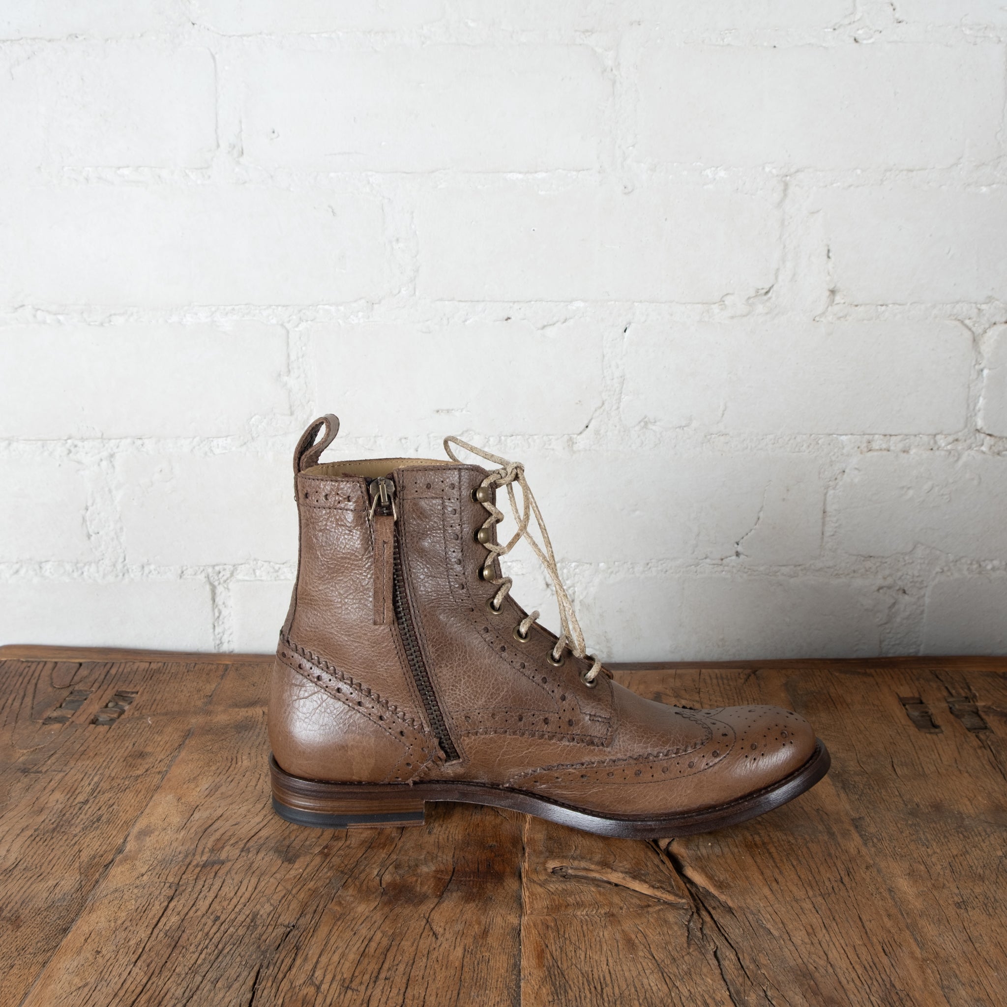 Victoria Varrasso Mouse Brown Harper Brogue Boots