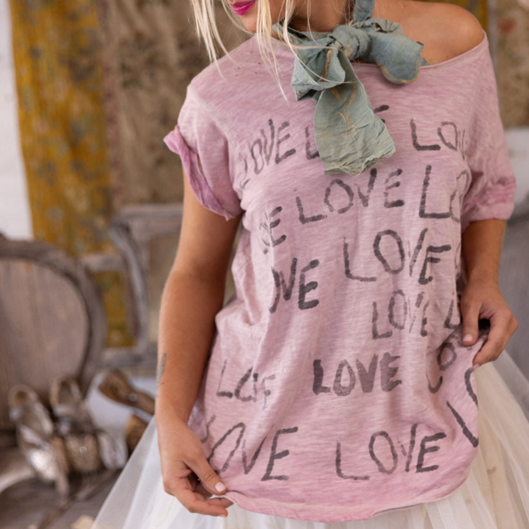 Magnolia Pearl Love Amor Tee