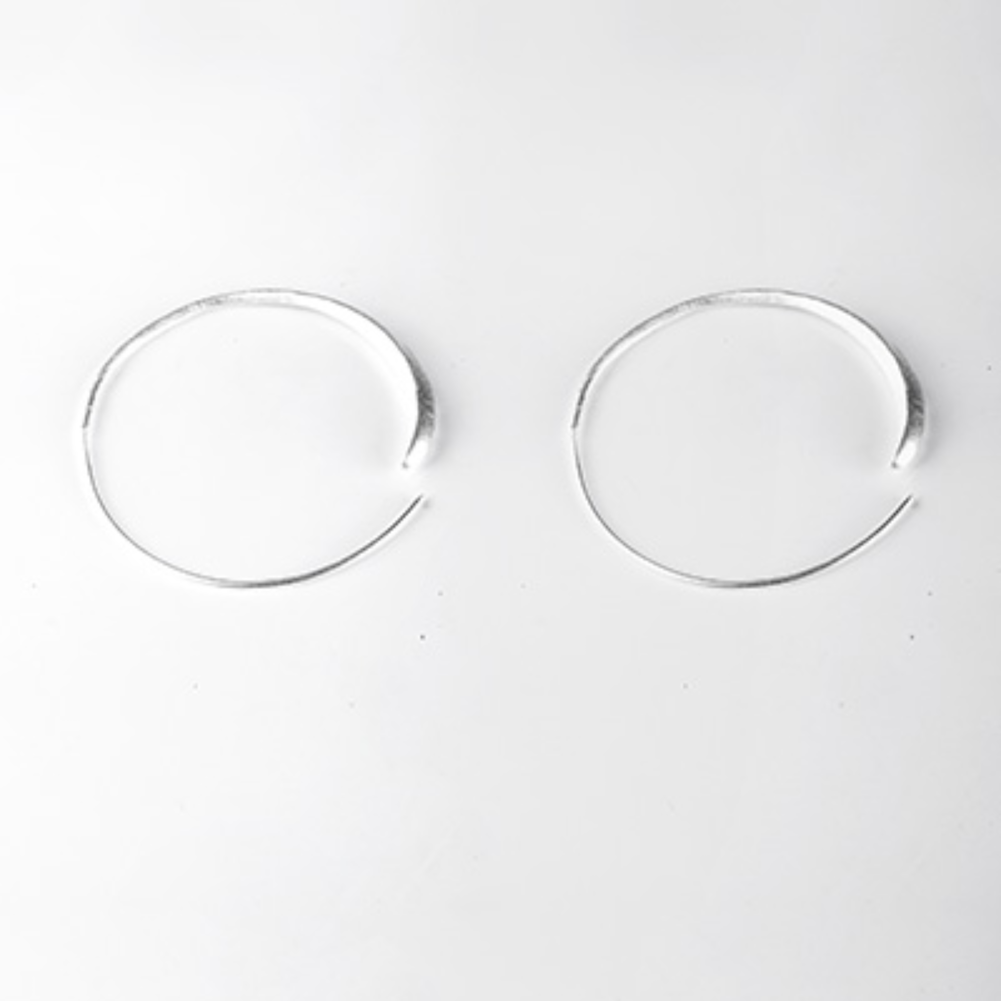 Pelé Carmen Silver Hoops