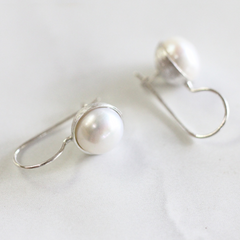 Pelé Pearl Moon Silver earrings