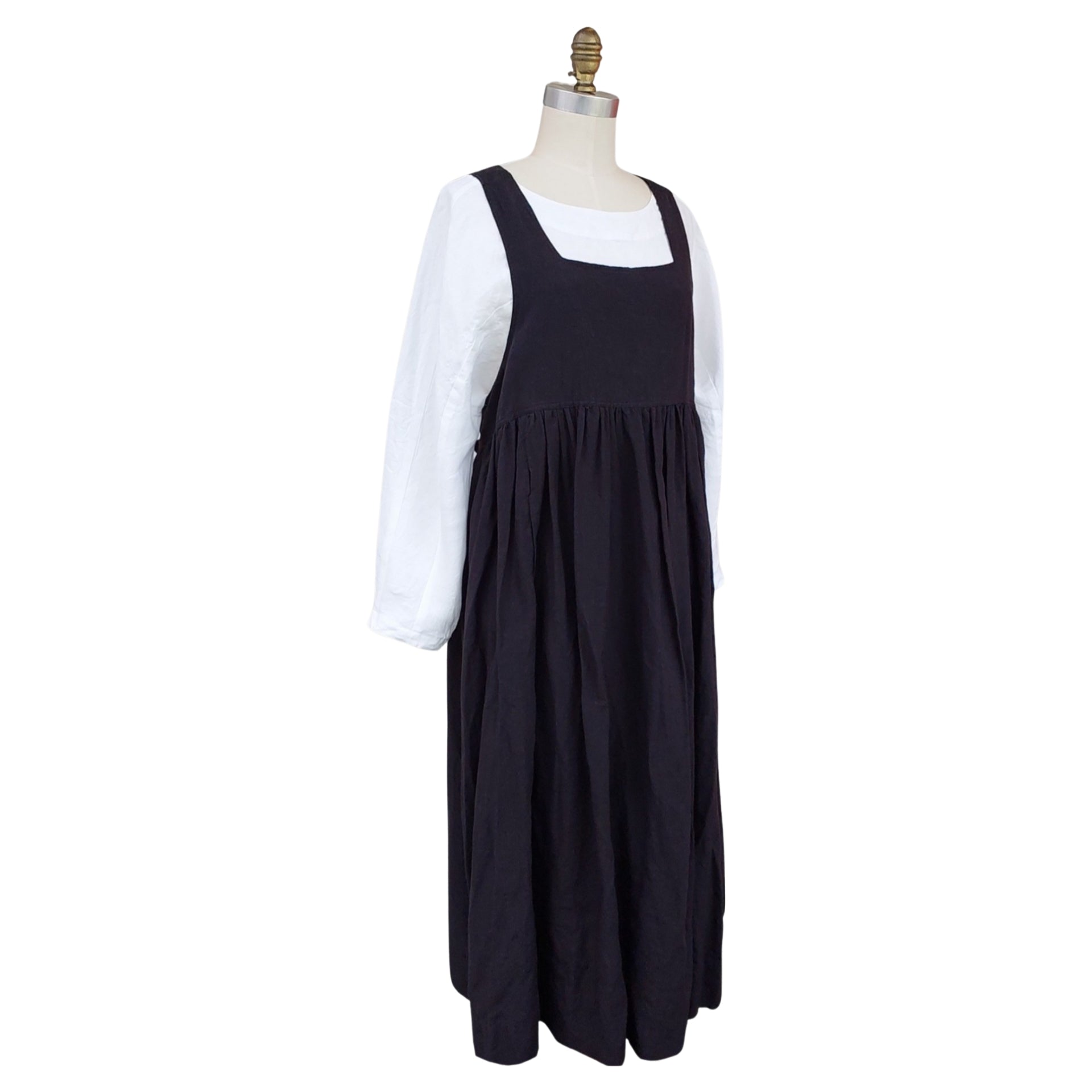Manteau Noir Colette Linen Pinafore Dress