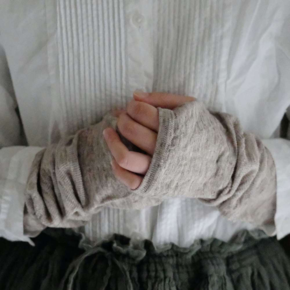 NISHIGUCHI KUTSUSHITA Teni Long Linen Arm Warmers